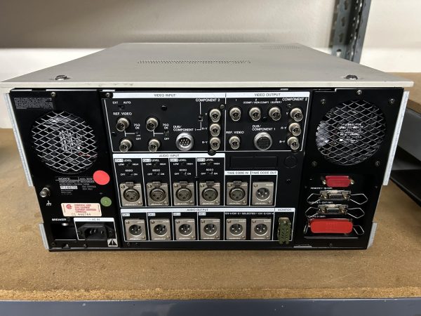 Sony BVW-75 - Image 2