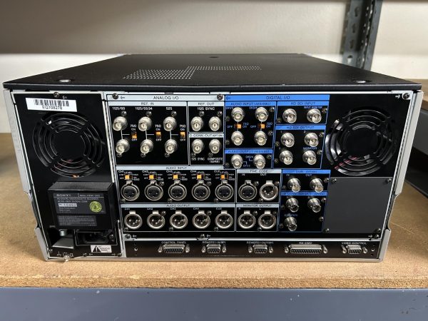 Sony HDW-500 - Image 2